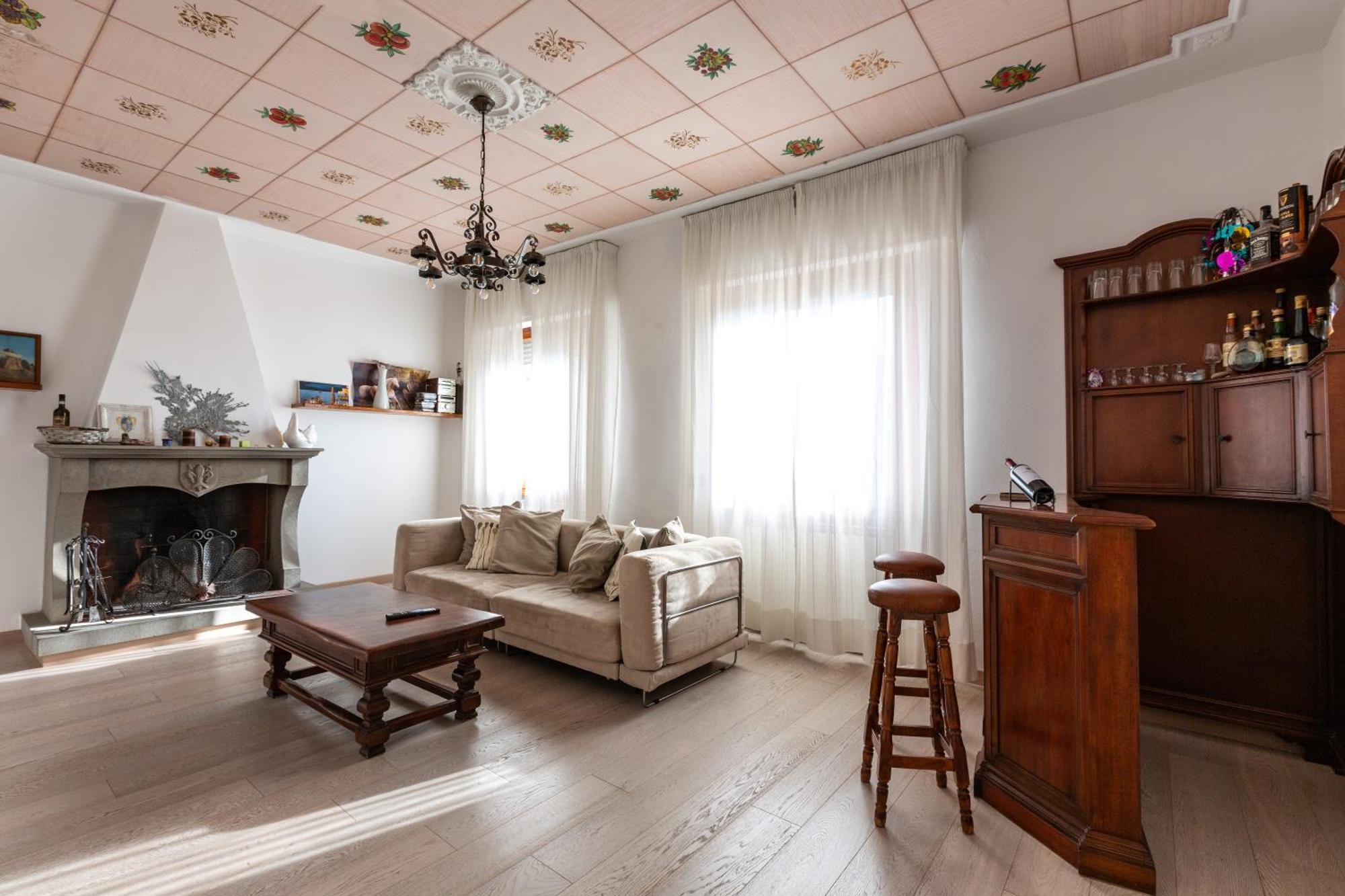Апартаменты Accogliente Casa A Понтассьеве Экстерьер фото
